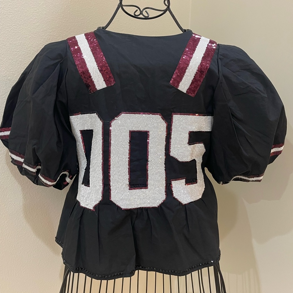Perfect gameday top